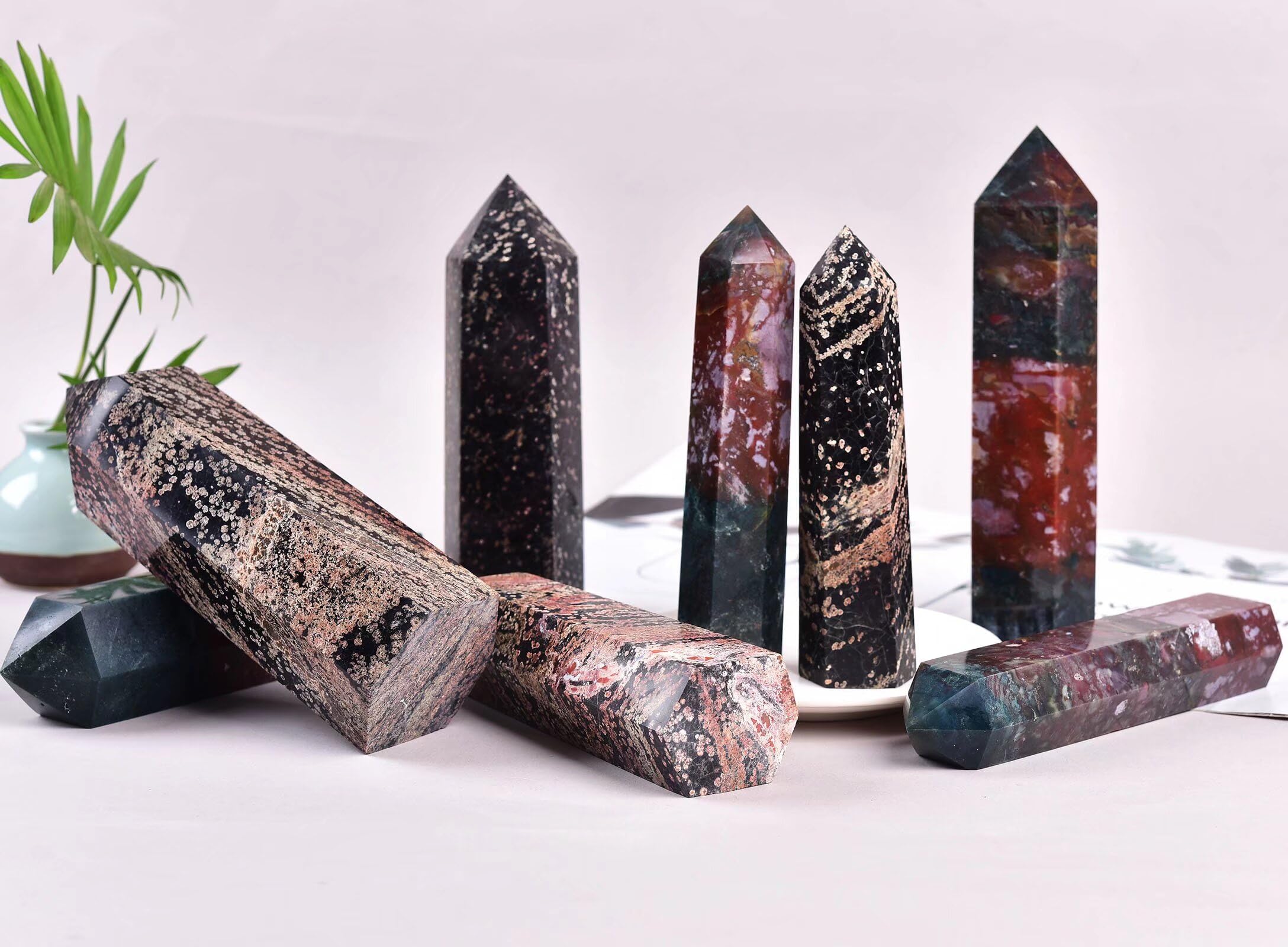 Yoga et relaxation : obsidienne neige-or comme point focal.