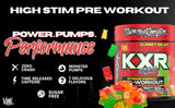 Mélange d'eau froide avec KXR Pre-Workout pour une préparation rapide.