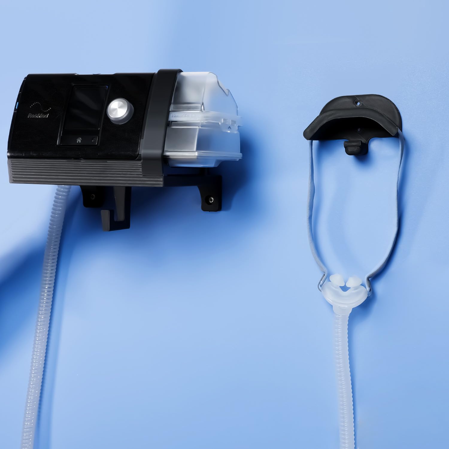 Vornalex étagère murale CPAP AirSense10 pour un accès rapide et organisé.