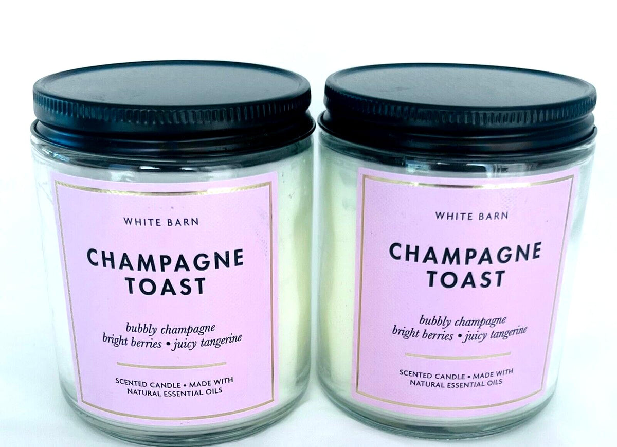 Bougie White Barn Champagne Toast avec mèche simple pour une ambiance chaleureuse et parfumée.