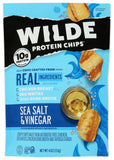 Chips protéinées Wilde en sachet, goût sel marin et vinaigre pour une collation pratique.