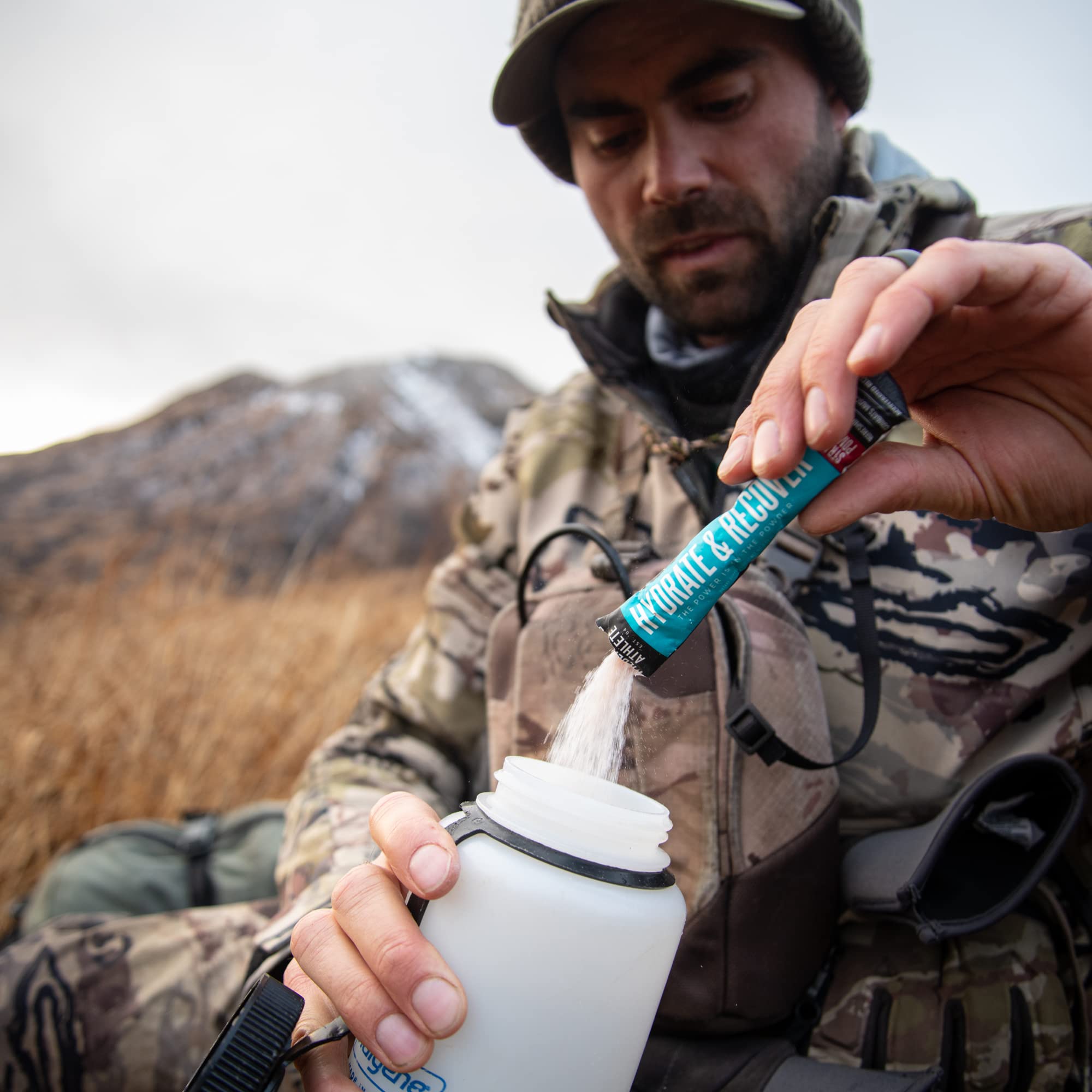 Wilderness Athlete électrolyte framboise bleue sachet dissolution après l'entraînement