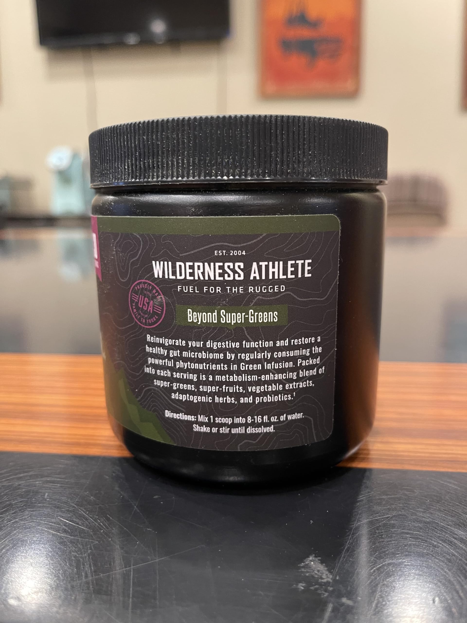 Wilderness Athlete Green Infusion — cuillère-dose pour doser facilement et savourer