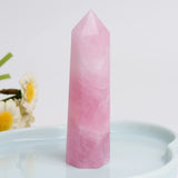 WUYOUSHI tour quartz rose détail poli par artisans pour une brillance douce.