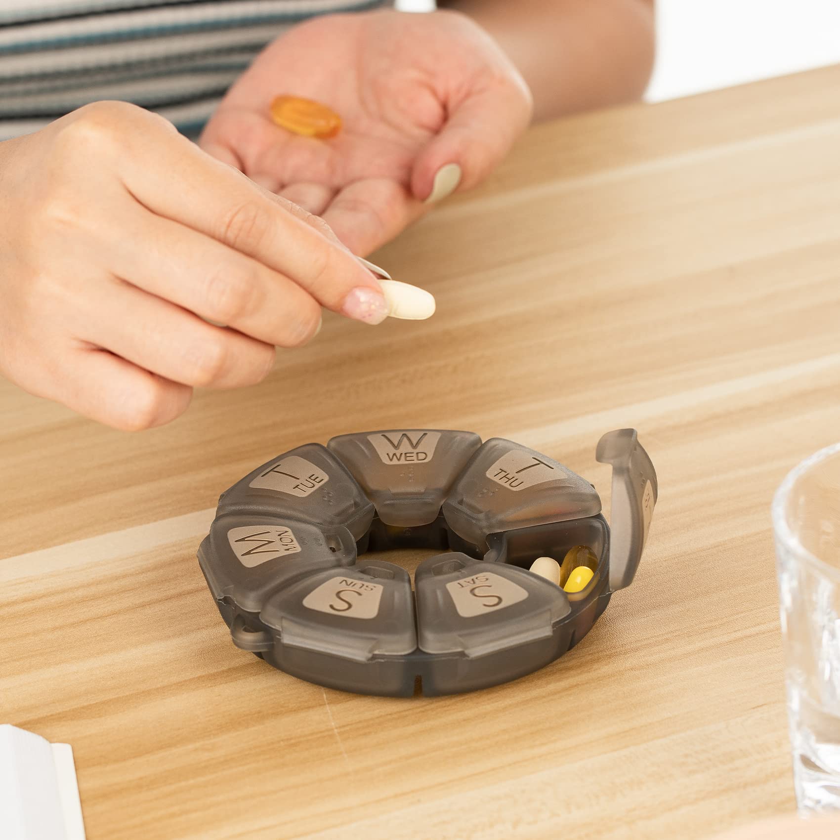 Utilisation quotidienne avec Yaklim pour vitamines et compléments, simple et organisée.