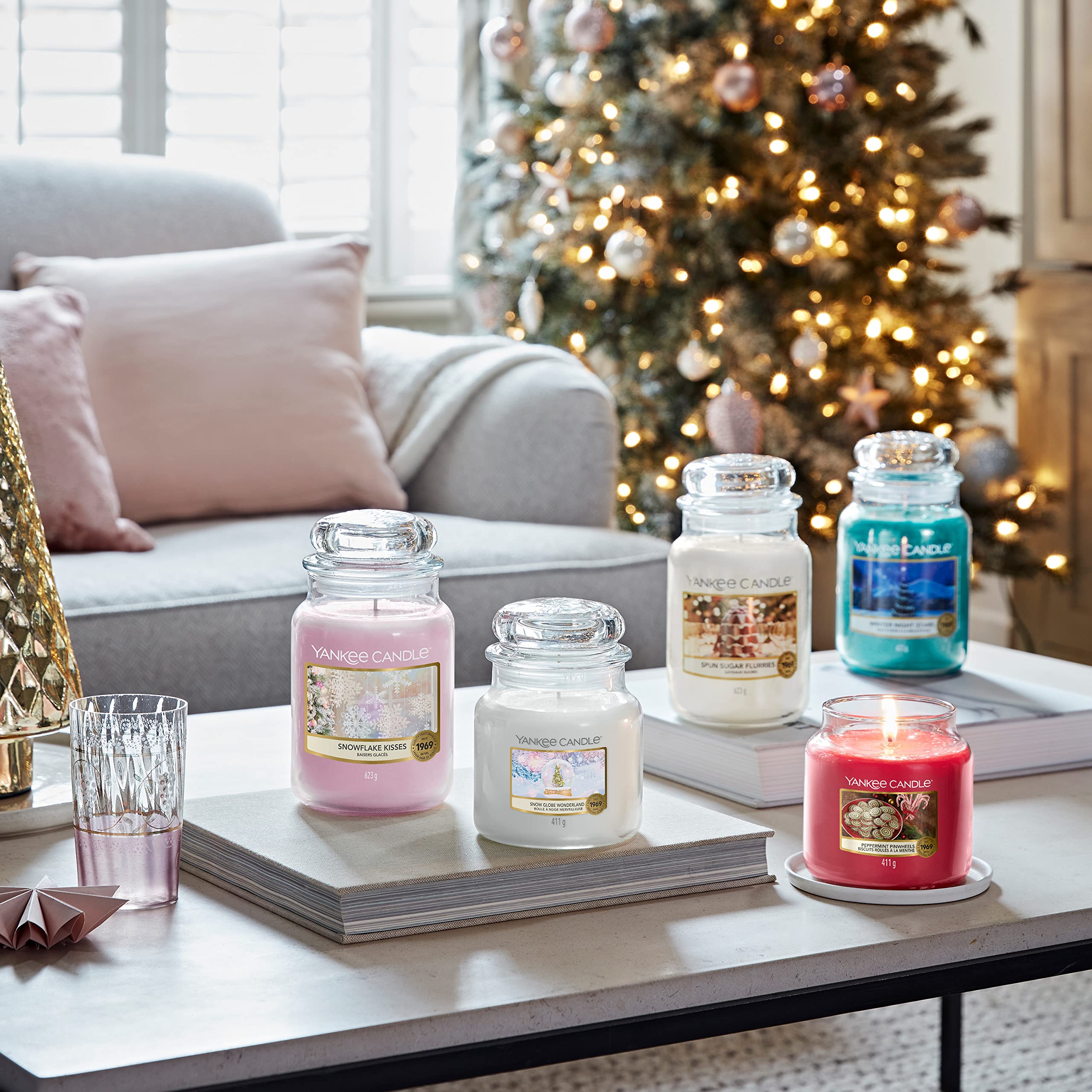 Bougie Yankee Candle Monde neige boule, grand bocal, détente hivernale et ambiance chaleureuse.