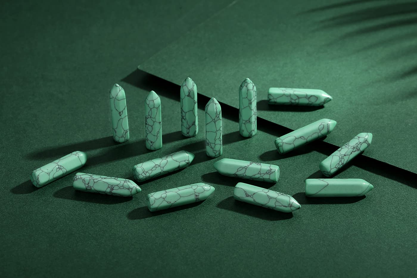 YATOJUZI décoration bureau avec pierres turquoise pour ambiance apaisante.