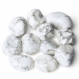 Gemme Howlite YATOJUZI, pierres polies 2-3 cm, idéale pour méditation et calme intérieur.
