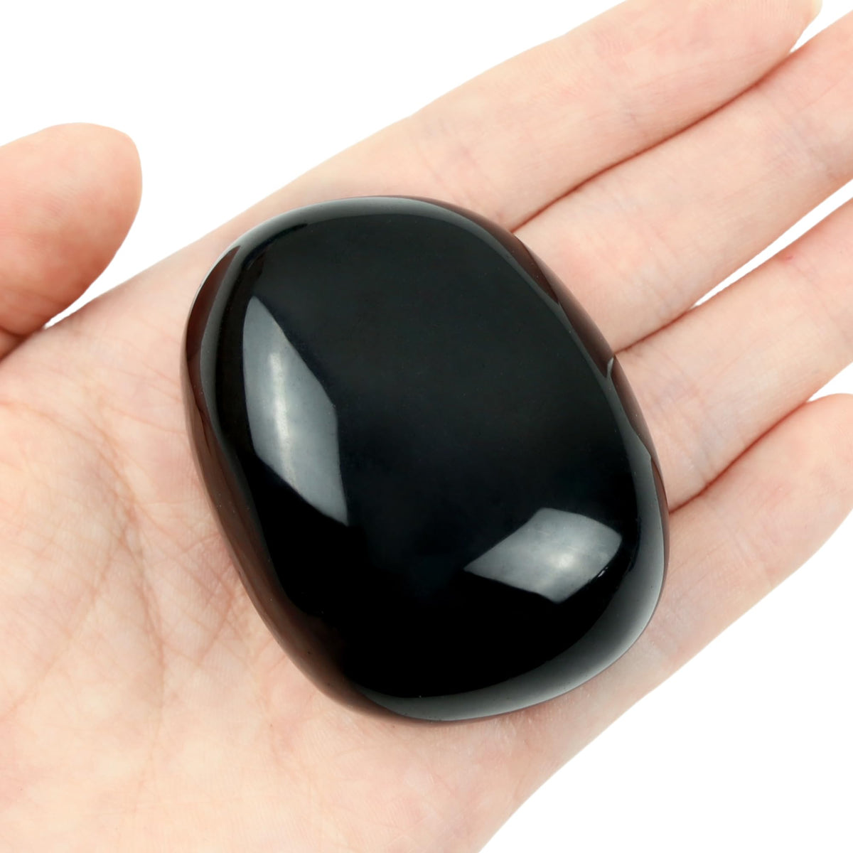 Pierre obsidienne noire YATOJUZI polie prête pour méditation et équilibre.