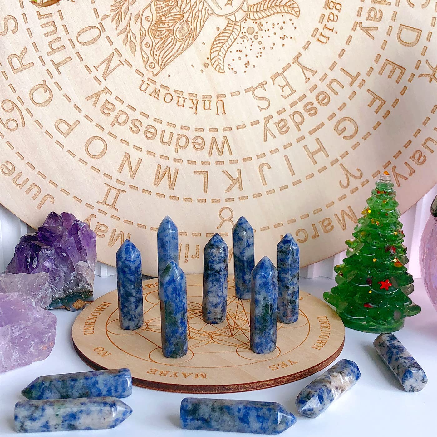 YATOJUZI – Pointes hexagonales en pierre, aide à focaliser l’attention et l’équilibre.