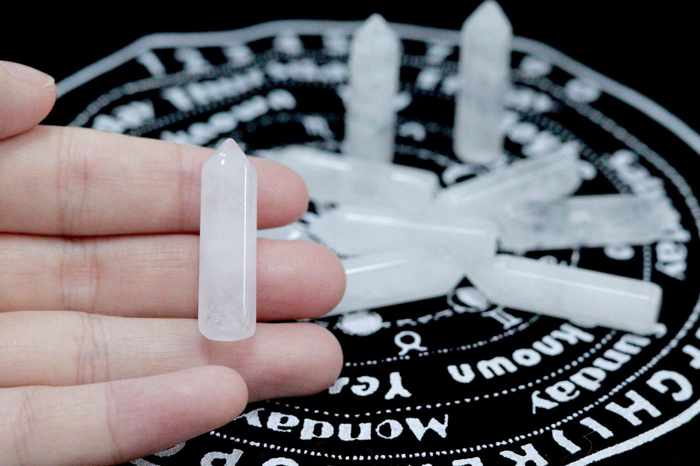 YATOJUZI quartz clair, ambiance lumineuse et énergie apaisante le soir.