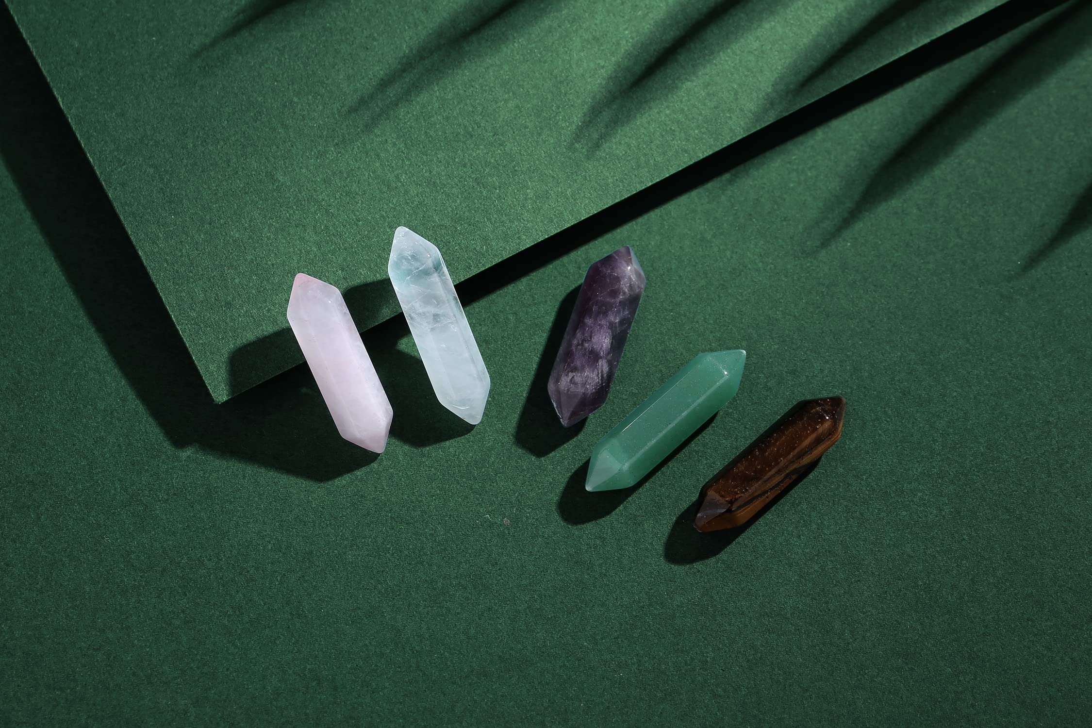 YATOJUZI quartz clair pointe hexagonale, aide à clarifier l'esprit et la concentration.