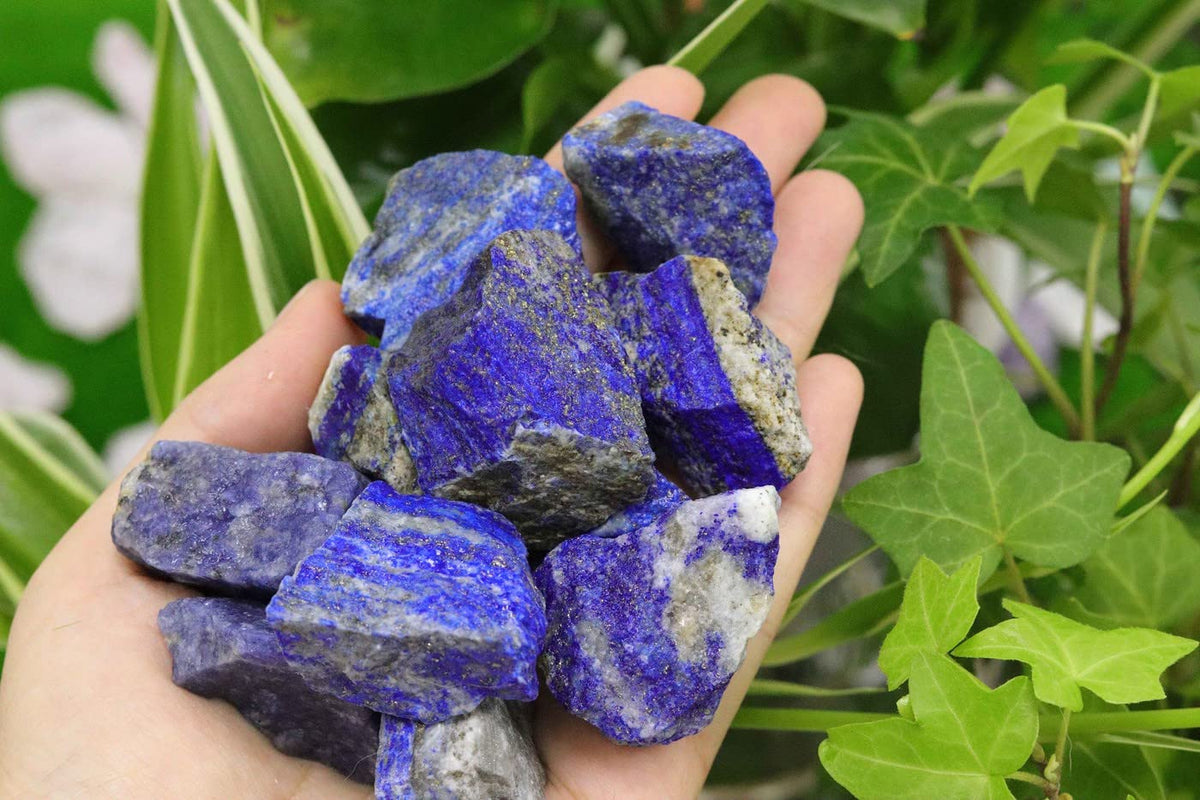 YATOJUZI sodalite bleue brute prête pour bijoux ou méditation.
