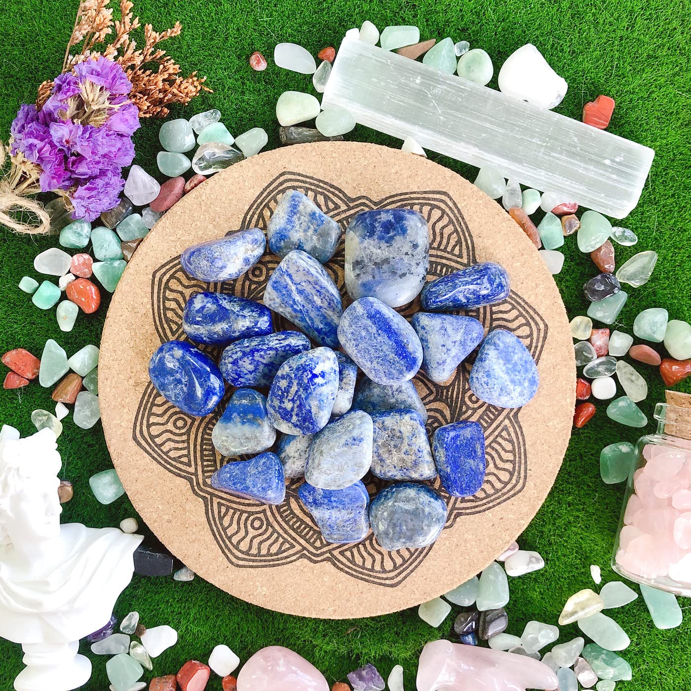 YATOJUZI sodalite bleue, pierre polie, utile comme accessoire de feng shui.