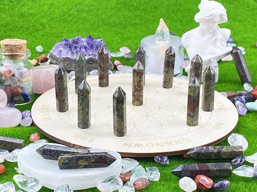 YATOJUZI pierre sang de dragon diffuse énergie positive et courage.