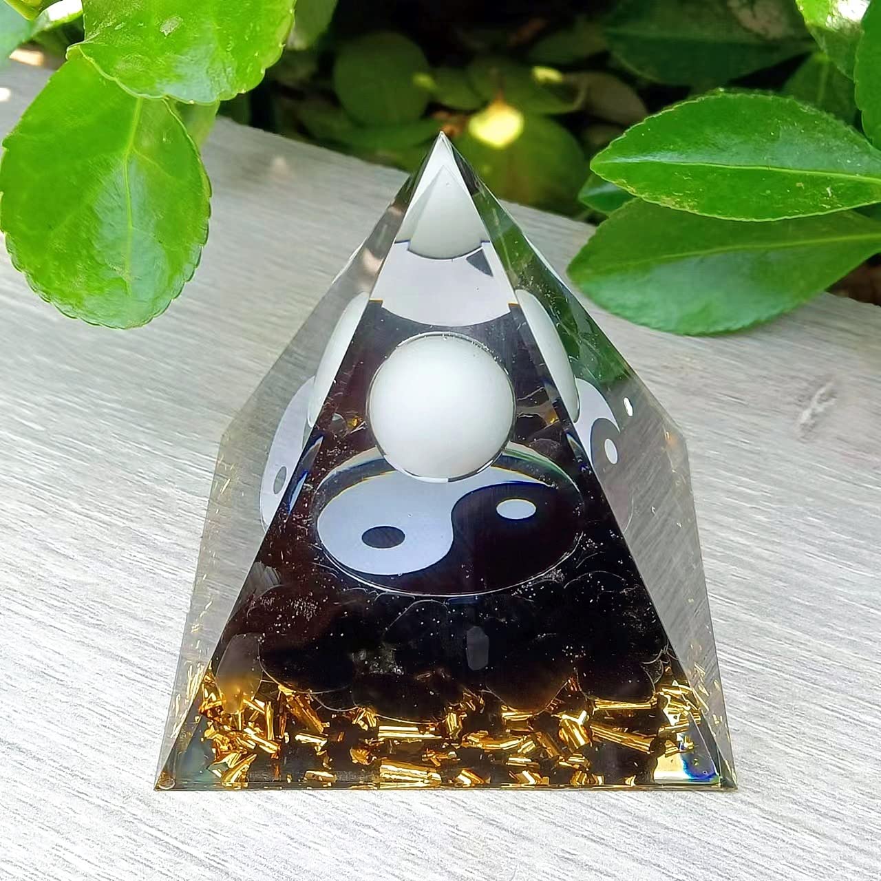 Pyramide pour méditation d'ycyingcheng favorisant concentration et respiration