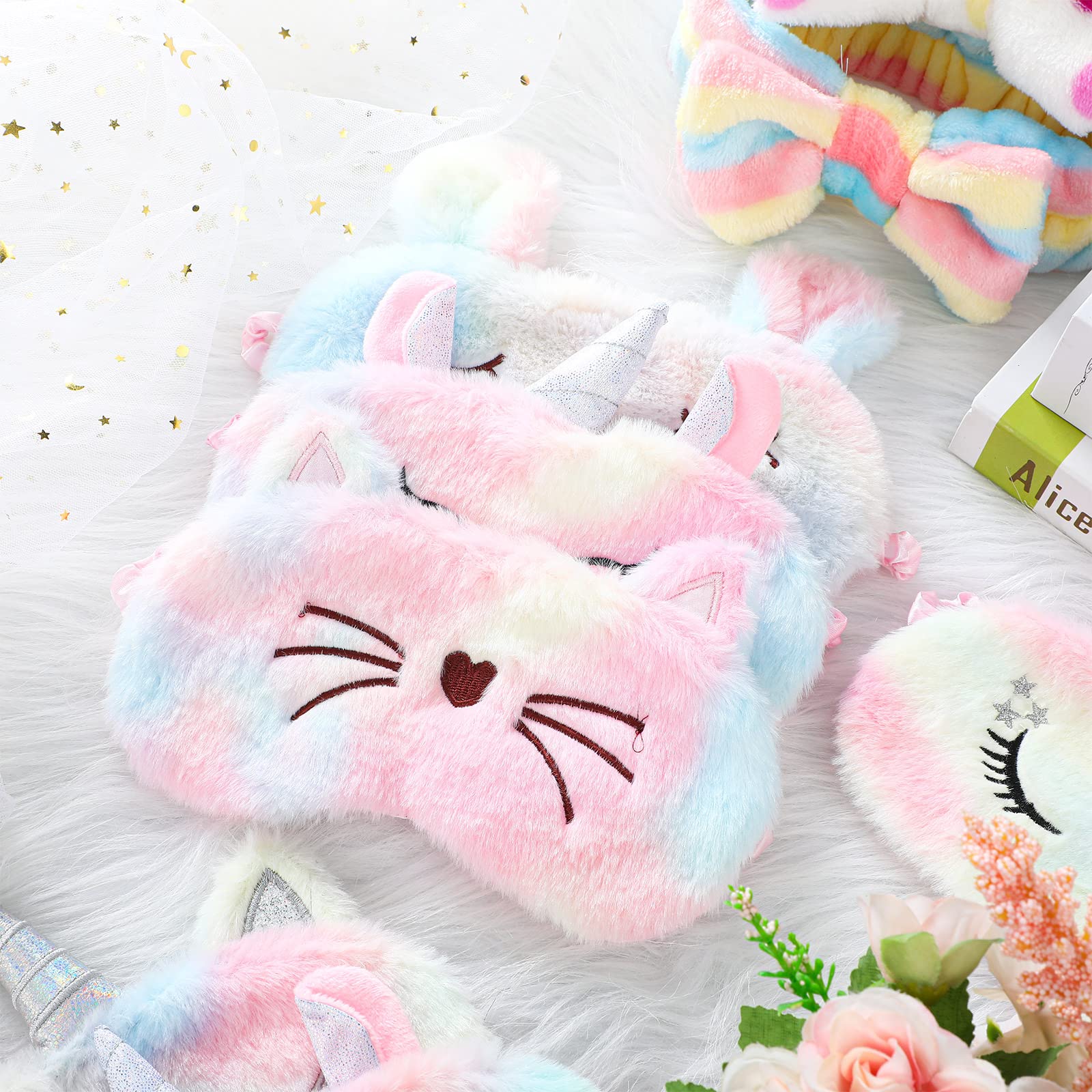 Materiaux Yinder: peluche et satin, douceur et lavage facile.
