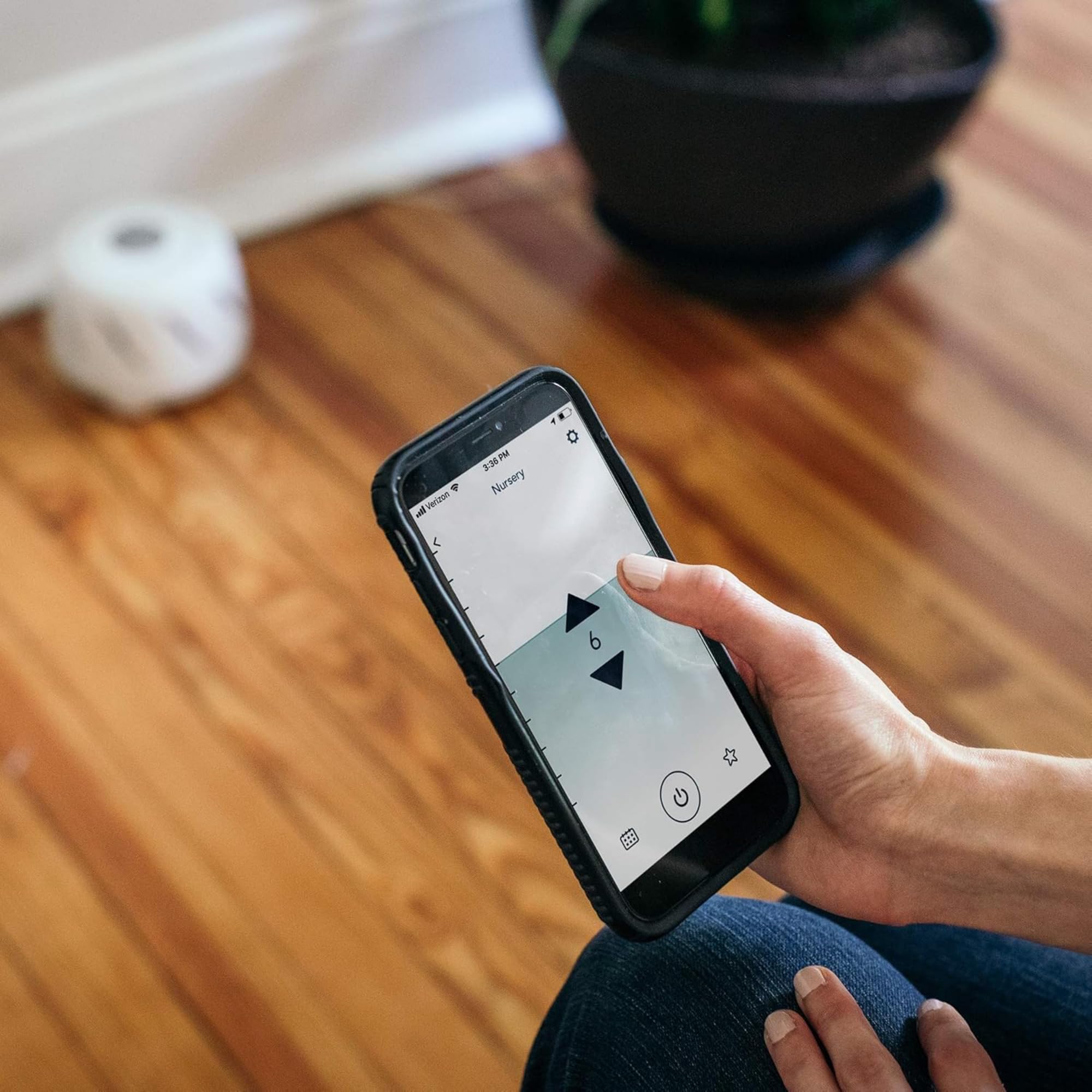 Yogasleep Dohm Connect – idéal au bureau ou en voyage pour confidentialité et calme.