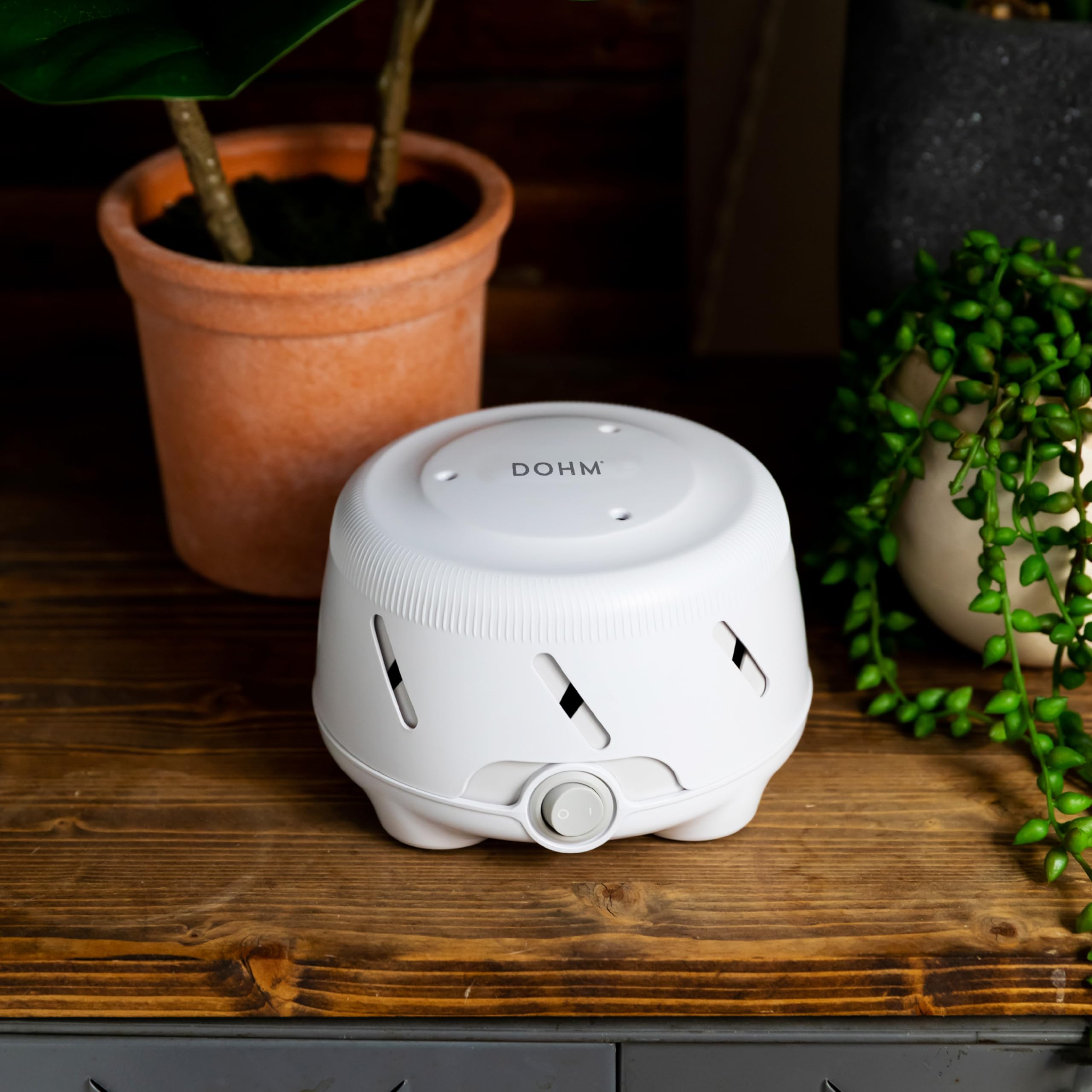 Dohm Uno dans la chambre d’un bébé, son doux pour le repos.