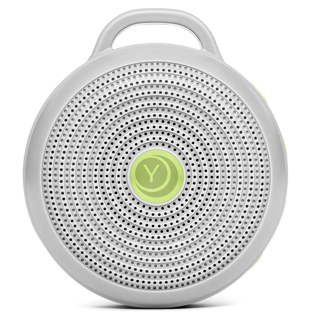 Yogasleep Hushh portable et compact, idéal pour les siestes en déplacement du bébé.