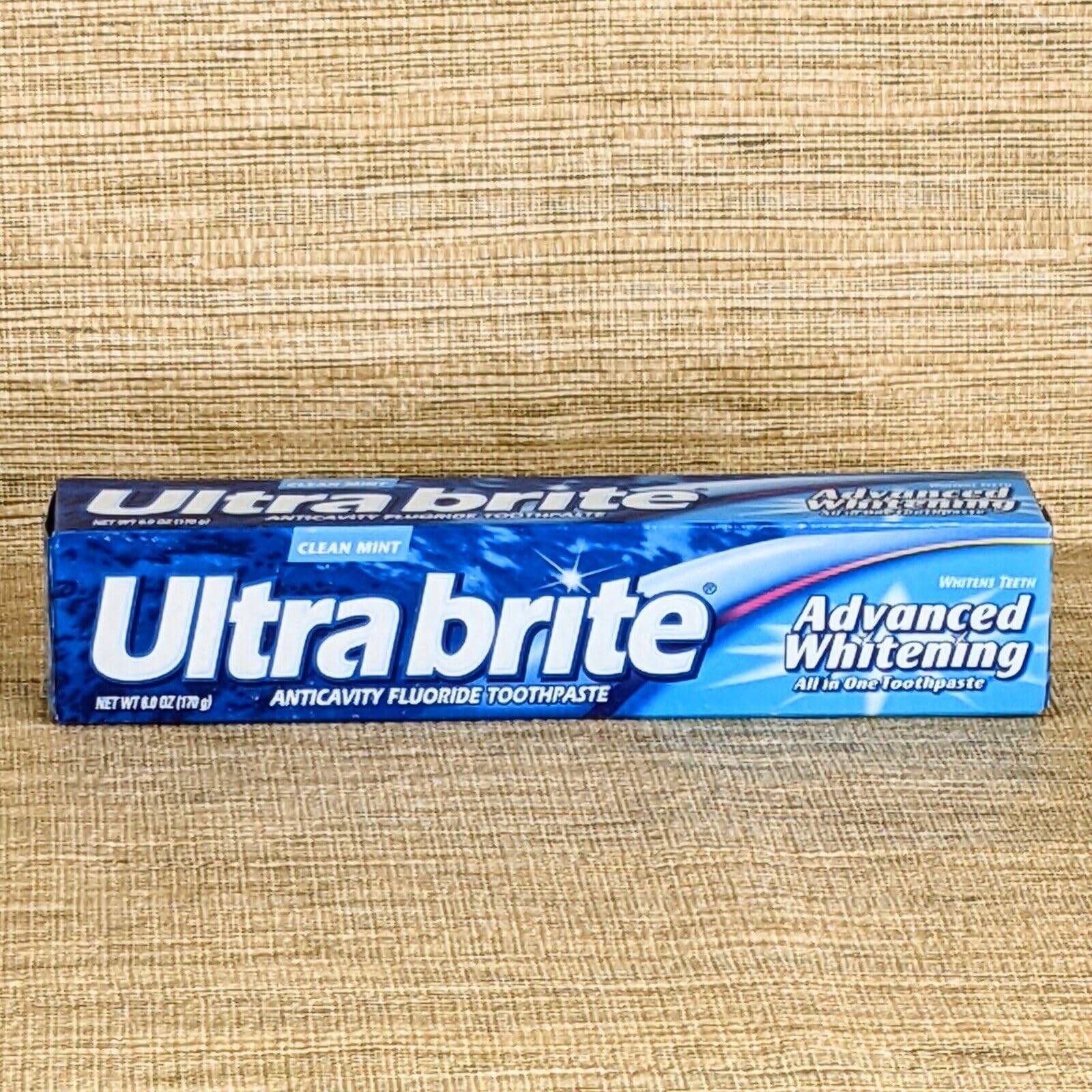 Utilisation quotidienne du dentifrice Yoozena pour un brossage efficace