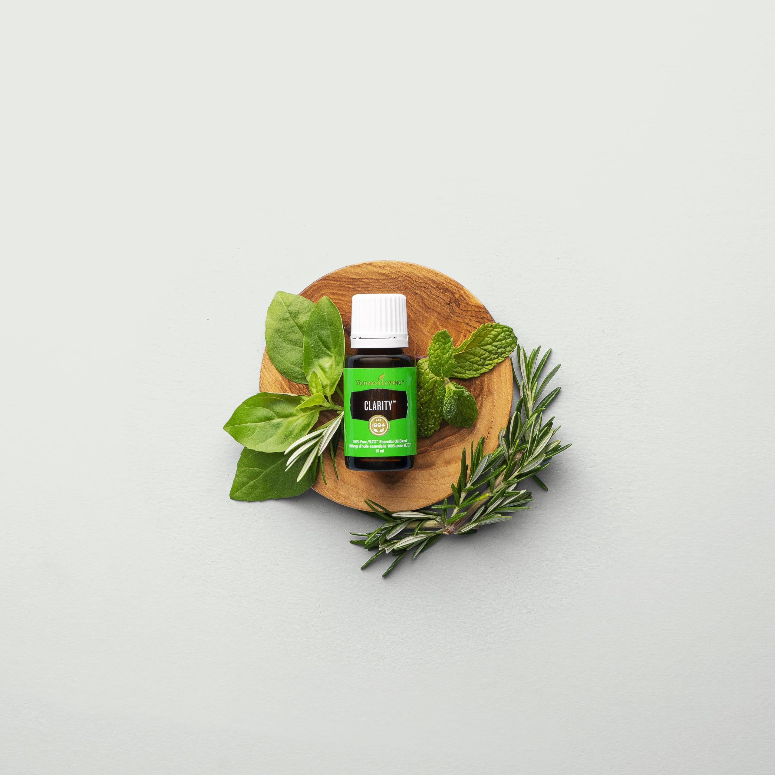 Rituel d'aromathérapie: Clarity peut accompagner les moments de détente et concentration.