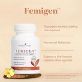 Capsules FemiGen Young Living dans la main, dosage quotidien pratique.