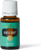 Young Living Gentle Baby, versement de la bouteille pour une aromathérapie apaisante.