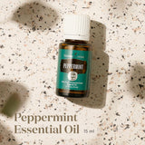 young living huile menthe poivrée — verser dans le bain pour une fraîcheur vivifiante.