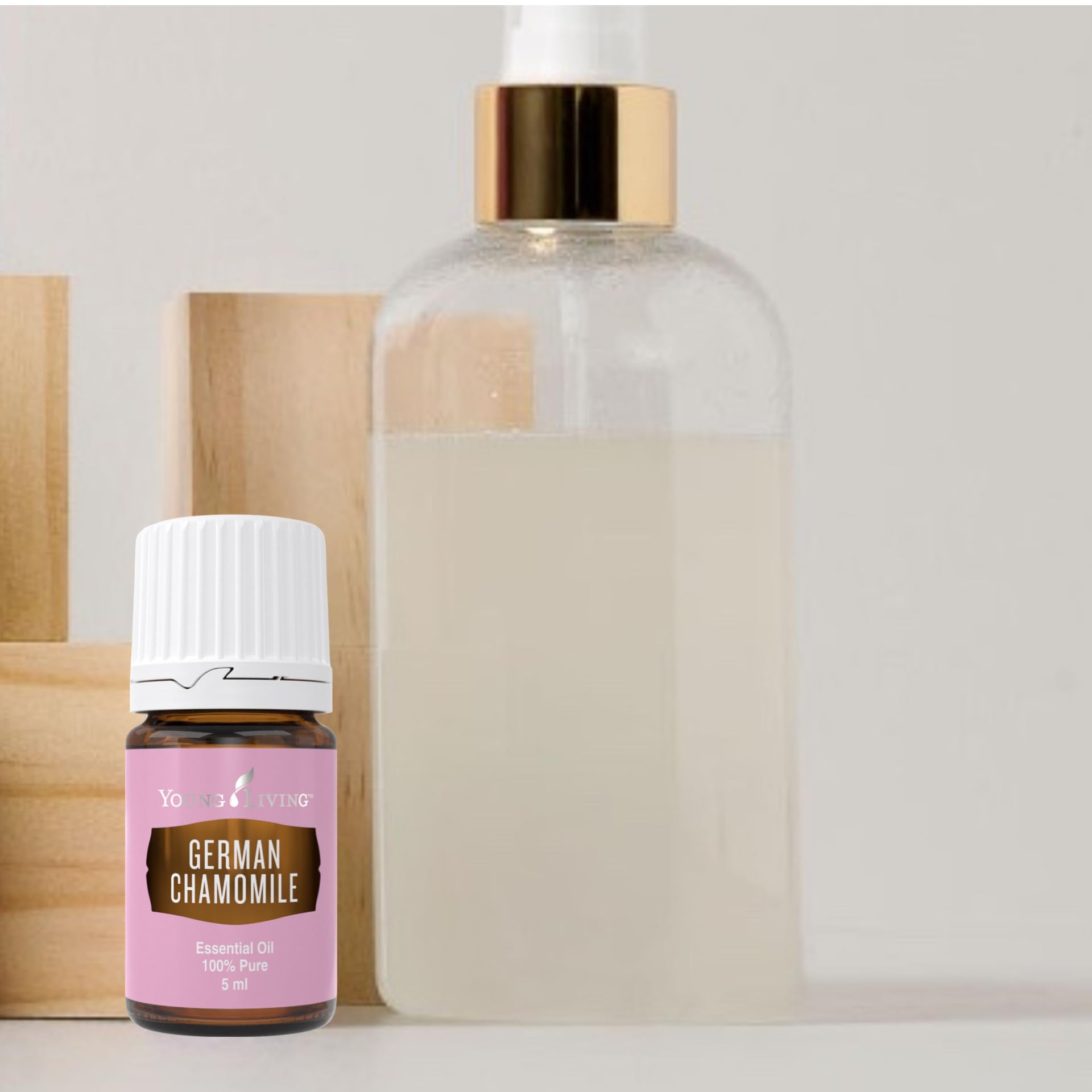 Massage huile camomille allemande Young Living pour détente.