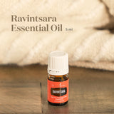 Young Living Ravintsara diffuseur : diffusion apaisante et rafraîchissante pour la méditation.