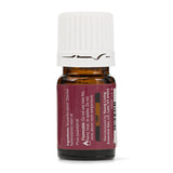 Young Living Sacred Frankincense, appliquez après dilution pour soin quotidien et bien-être.