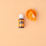 Young Living Tangerine diffusion aromatherapie crée une atmosphère lumineuse et positive.