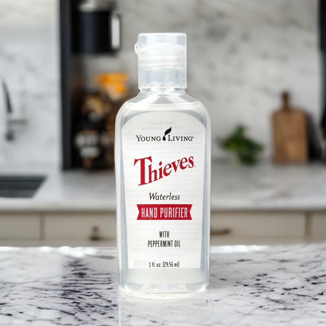Hygiène en famille grâce au gel mains Thieves de Young Living.