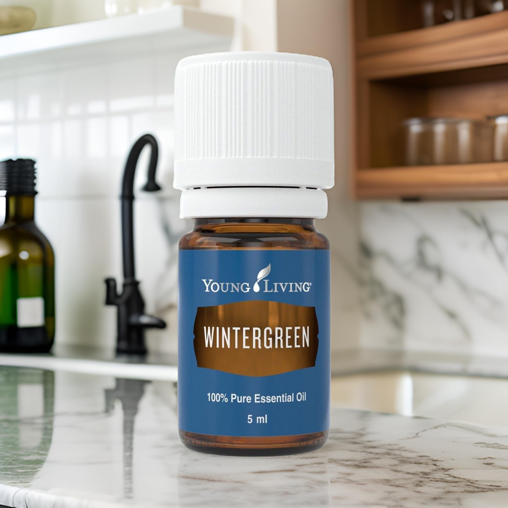Étiquette lisible sur la bouteille Wintergreen Young Living