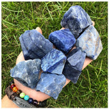 Zenkeeper aventurine bleue brute: décoration élégante évoquant le calme et l'harmonie.