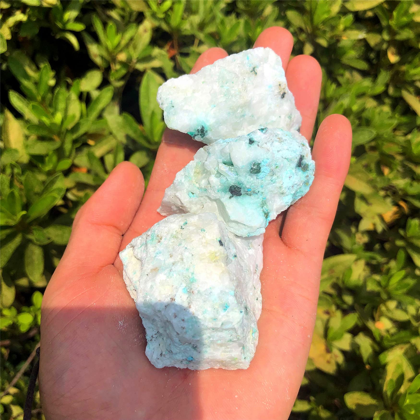Zenkeeper chrysocolle pierre naturelle prête à l'inspiration lors d'une séance de méditation.