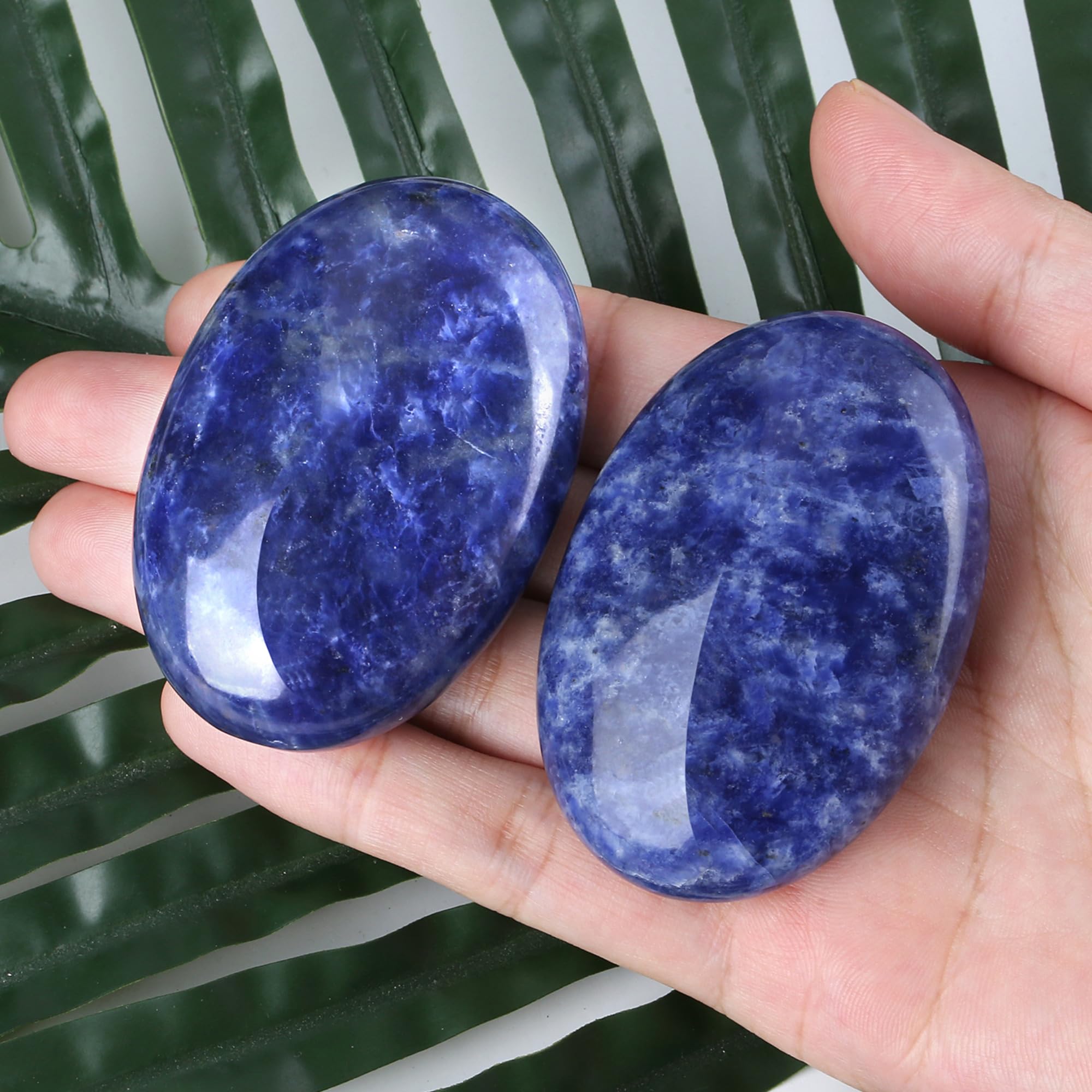 ZHIYUXI pierre paume sodalite bleu pour relaxation et calme mental.