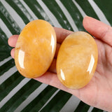 ZHIYUXI Jade jaune poli pour la méditation et la concentration.
