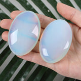 ZHIYUXI Opalite, pierre palmée ovale-relaxation, idéale pour la relaxation et l'apaisement.