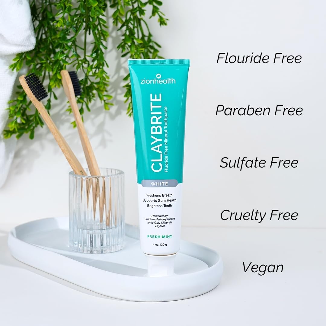 Zion Health ClayBrite offre une sensation mentholée durable lors du brossage.