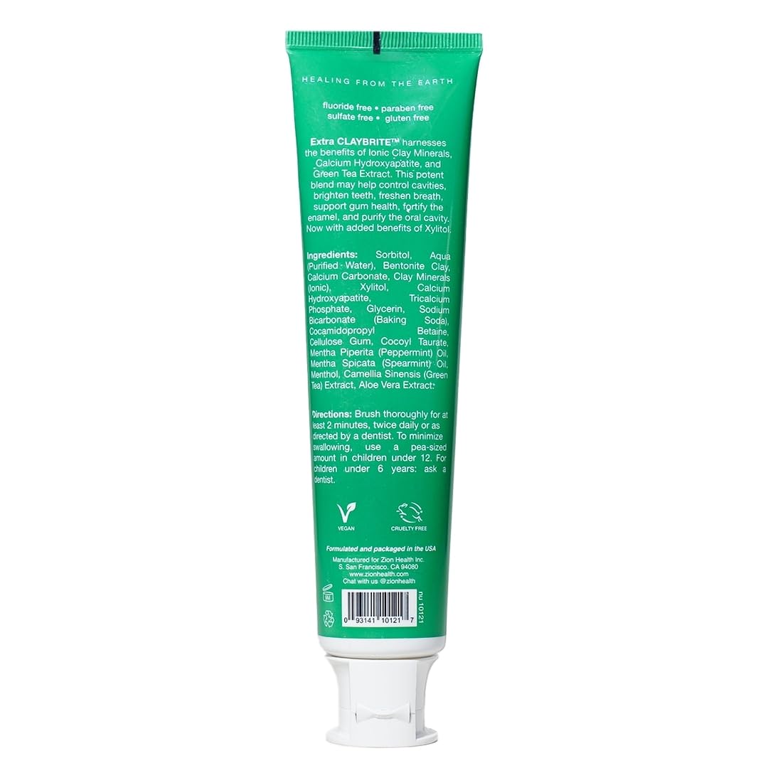 Tube ouvert de Zion Health ClayBrite — fraîcheur mentholée naturelle.