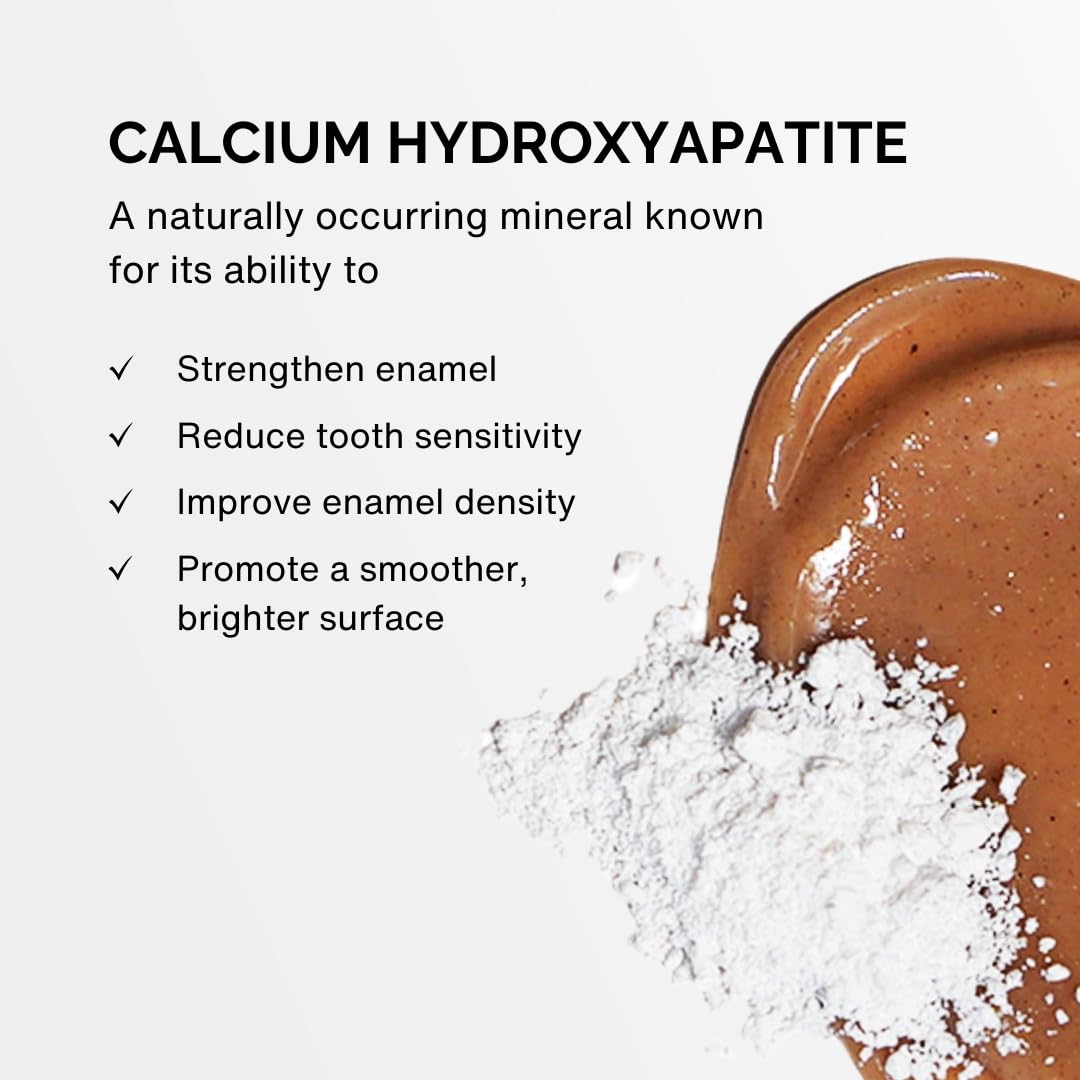 Utilisation quotidienne de Zion Health ClayBrite pour routine buccale simple.