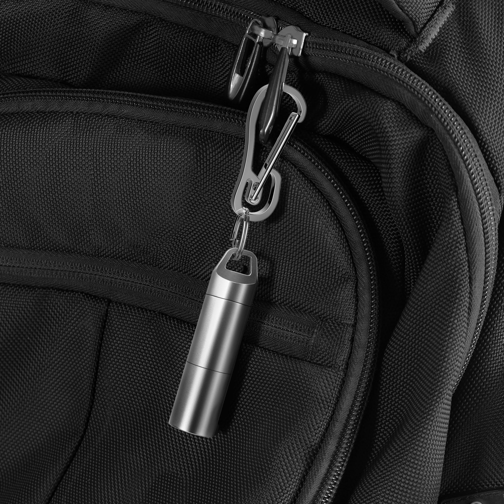Conception compacte ZXLLM idéale pour le voyage et le rangement discret.